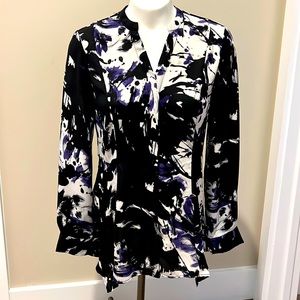 Vera Wang Women’s blouse